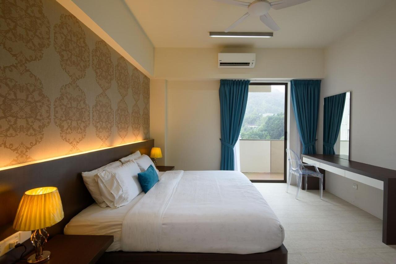 By The Sea Beach Front Apartment Batu Feringgi Exterior foto