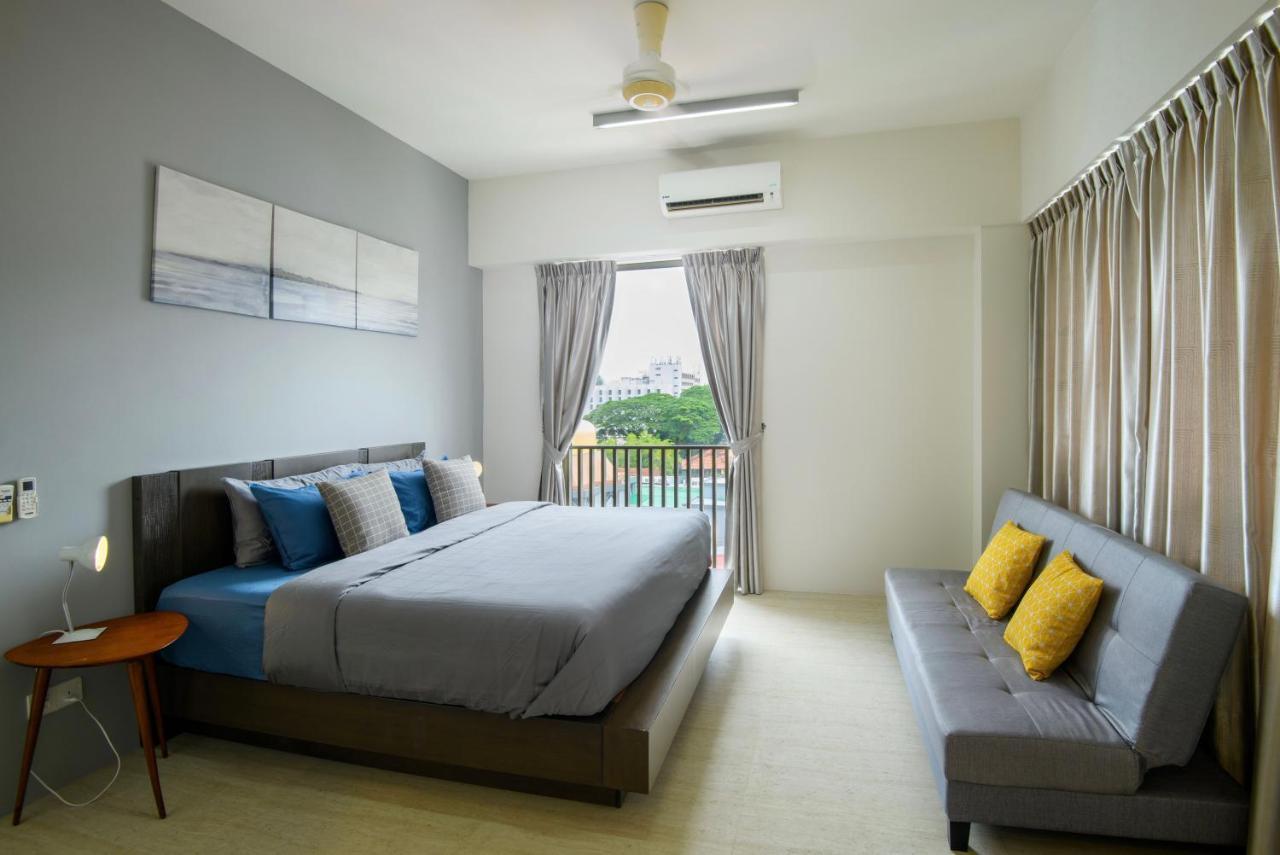 By The Sea Beach Front Apartment Batu Feringgi Exterior foto