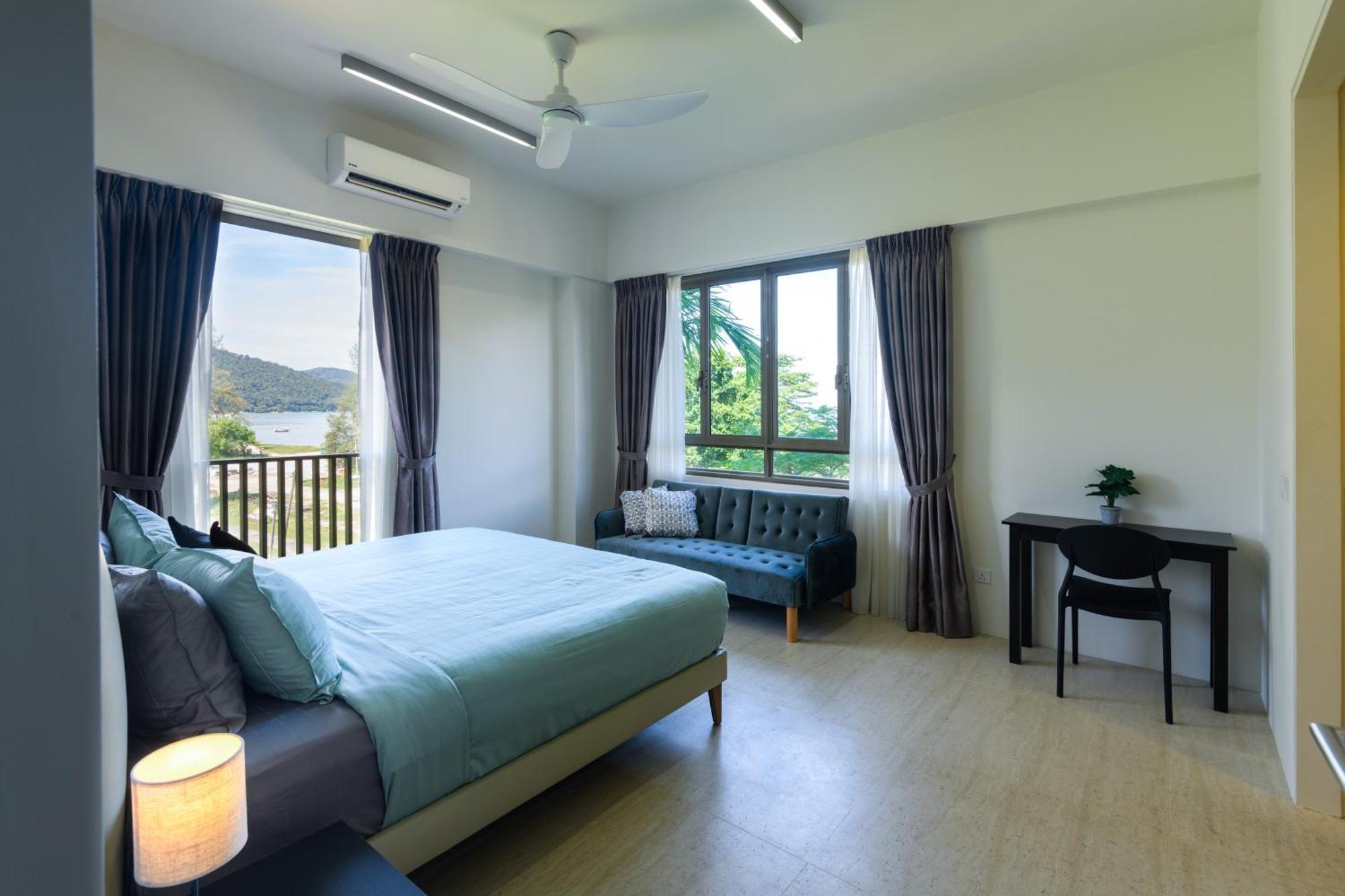 By The Sea Beach Front Apartment Batu Feringgi Exterior foto