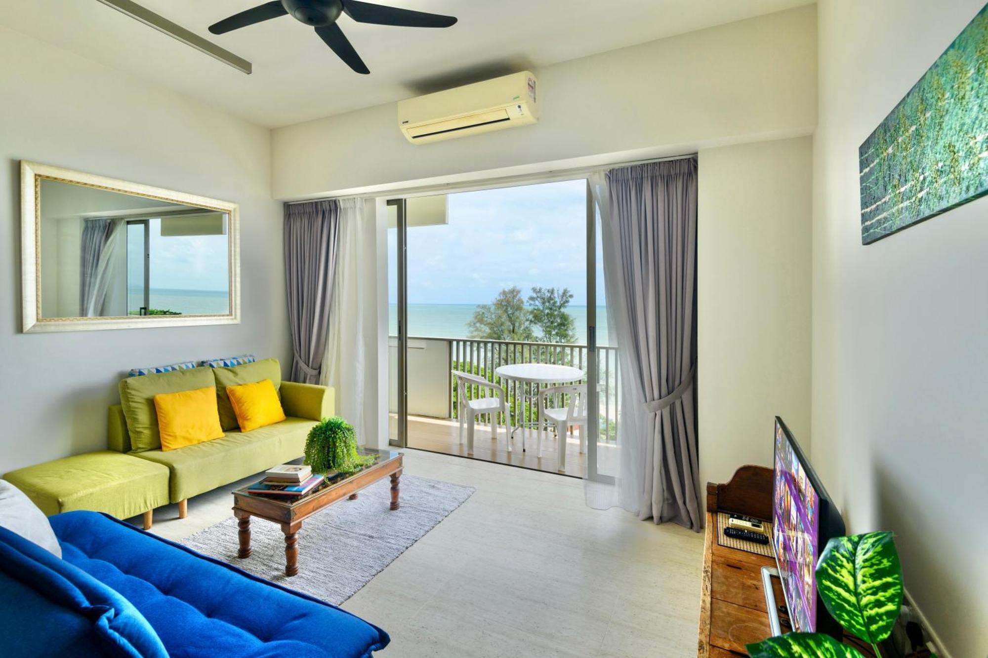 By The Sea Beach Front Apartment Batu Feringgi Exterior foto